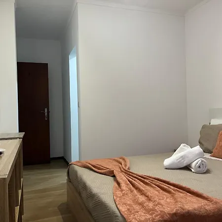 E Quartos Primorosa Апартаменты Назаре