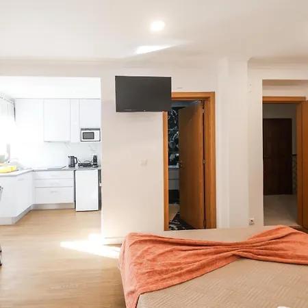 Apartament E Quartos Primorosa *