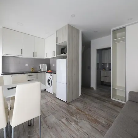 Apartament E Quartos Primorosa *