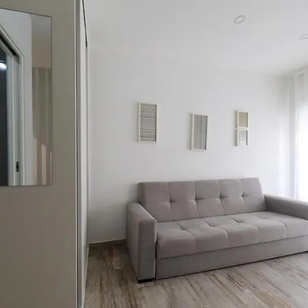 Apartament E Quartos Primorosa Nazaré